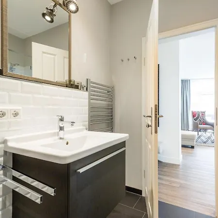 Apartment Art Your Life Residenz Seeburg Whg 3 *